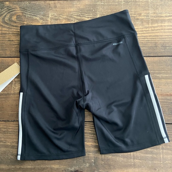 Adidas | Bike Shorts XL - Picture 3 of 9